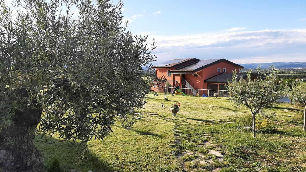 Agriturismo Incanto Della Natura Cannara Eksteriør billede