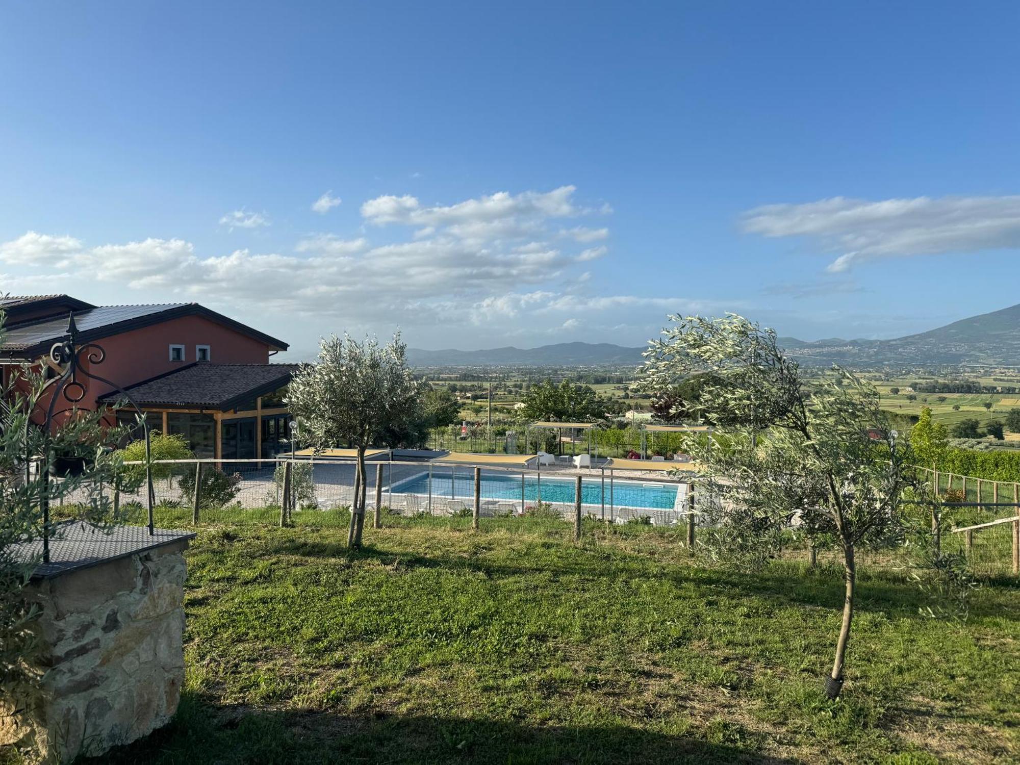 Agriturismo Incanto Della Natura Cannara Eksteriør billede